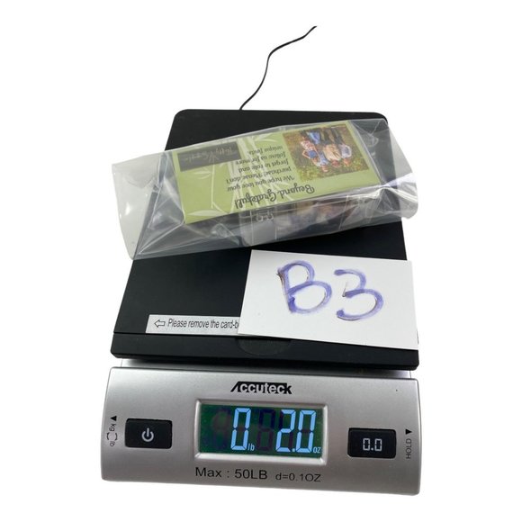 Vintage Lot of Plastic Marching Men Soldier Figurines - Picture 4 of 4